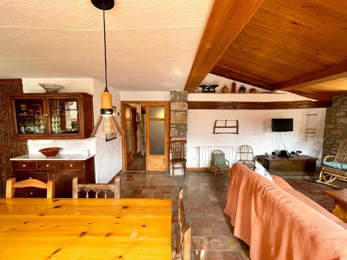 Apartamento Rural Con Encanto Can Salvador Borreda Ngoại thất bức ảnh